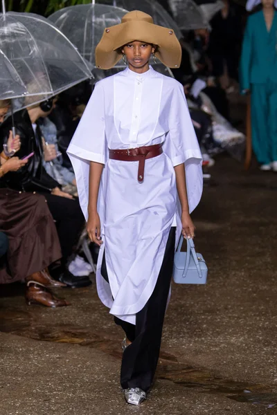 Look 20